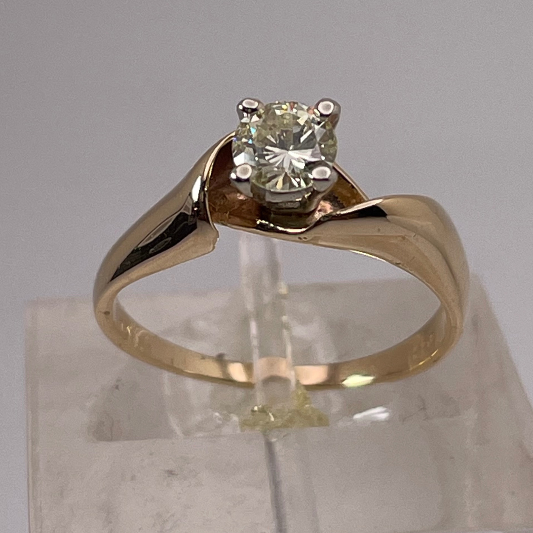 Lady's 14k Yellow & White Gold 0.38ct Diamond  Solitaire Ring