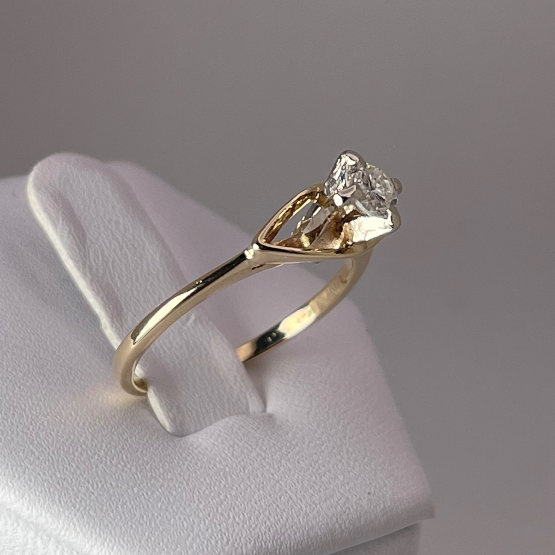 14k Yellow Gold Round Cut 0.29ct Diamond Solitaire Ring