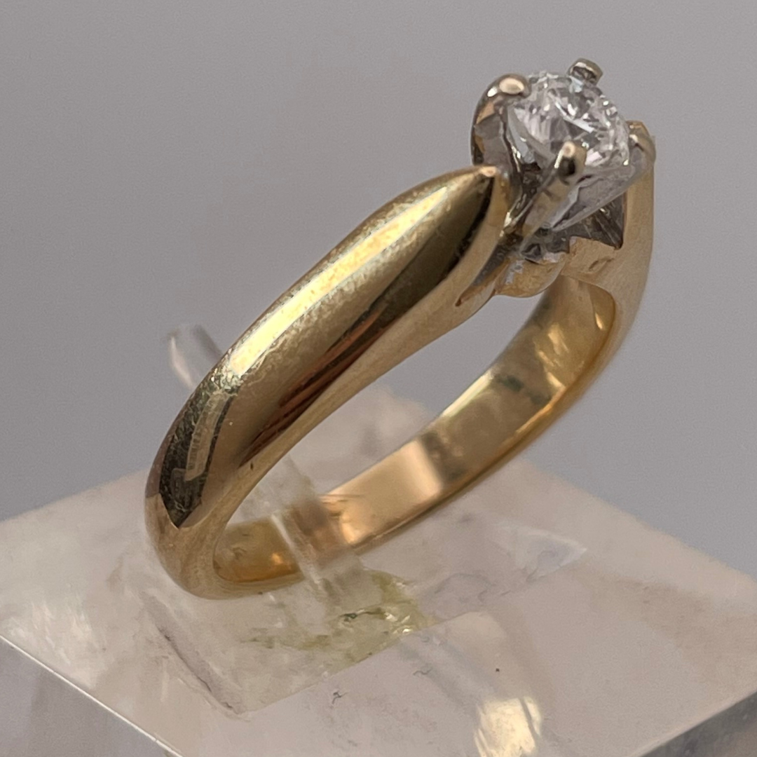 Lady's 14k Yellow Gold 0.33ct. Diamond Solitaire Ring