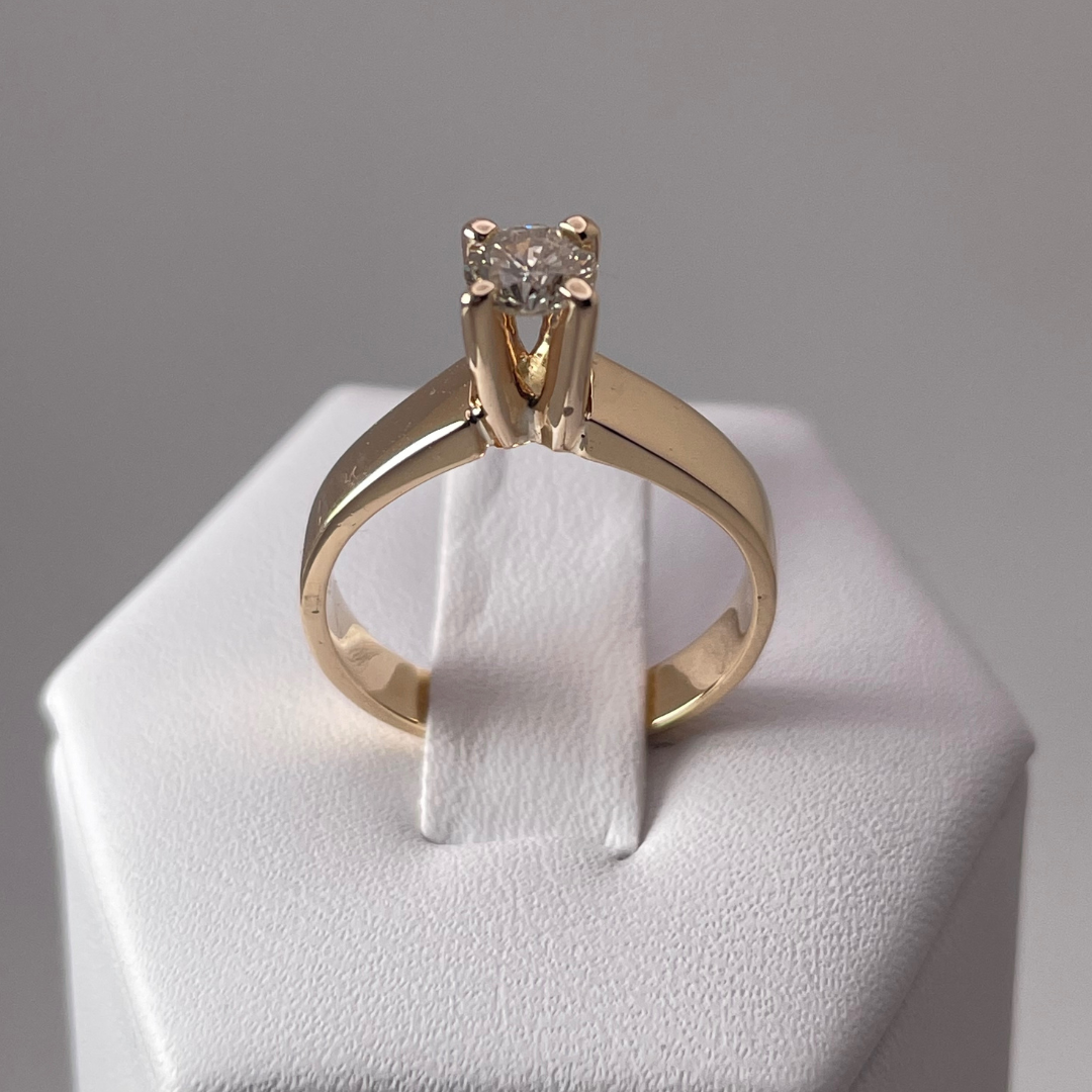 14k Yellow Gold Round Cut 35pt Diamond Solitaire Ring
