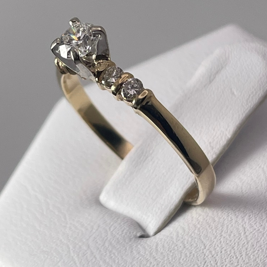 14k Gold 0.40ct VS Diamond Engagement / Anniversary / Promise Ring
