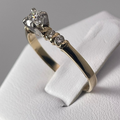 14k Gold 0.40ct VS Diamond Engagement / Anniversary / Promise Ring