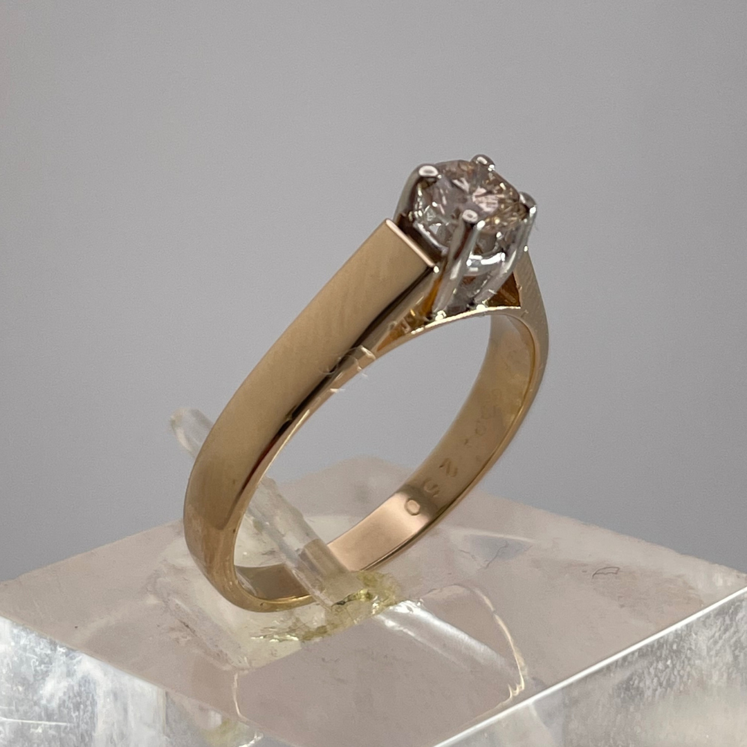 Lady's 14k Yellow & White Gold 0.33ct Diamond Solitaire Ring