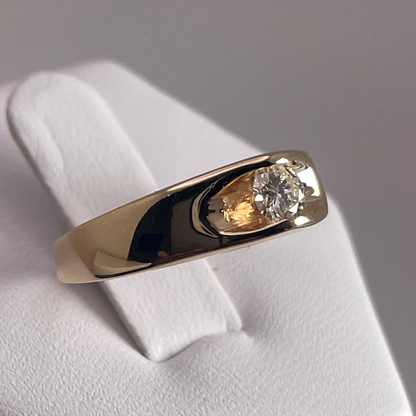 14k Gold Diamond 0.25ct Diamond Engagement / Anniversary / Promise Ring