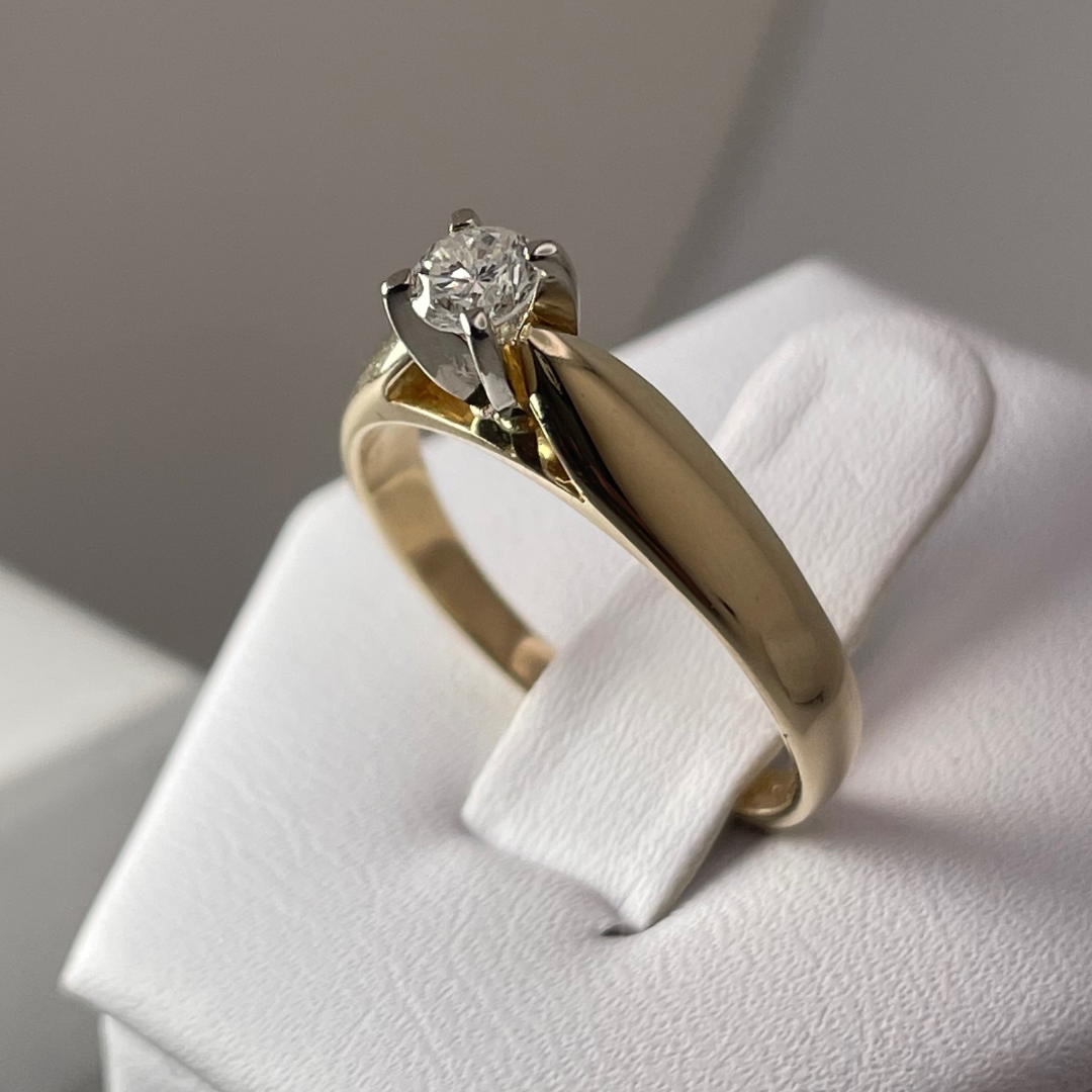 14k Yellow Gold Round Cut 0.23ct Diamond Solitaire Ring