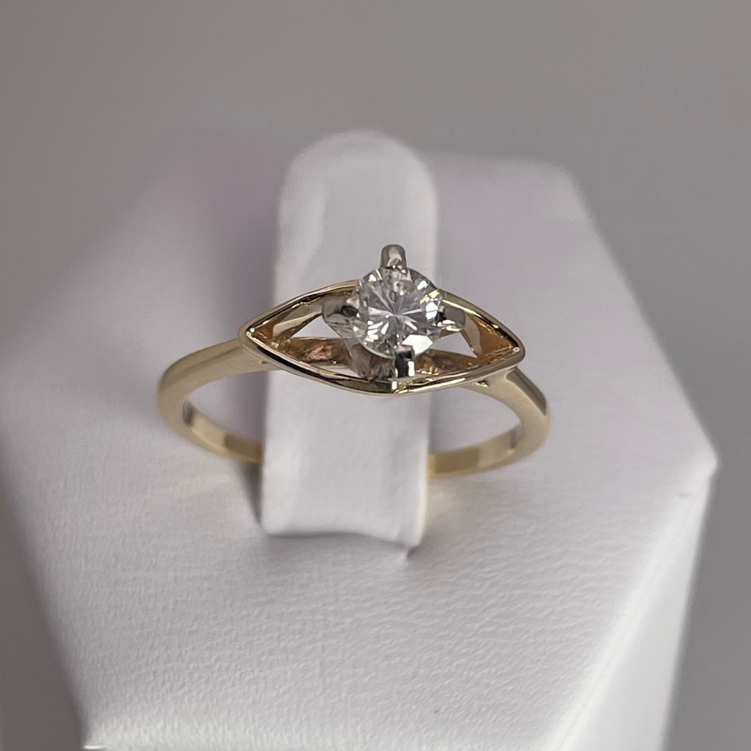 14k Yellow Gold Round Cut 0.29ct Diamond Solitaire Ring