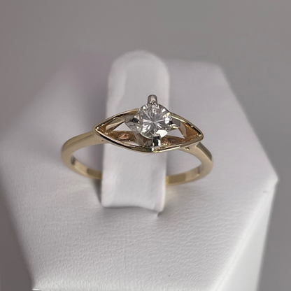 14k Yellow Gold Round Cut 0.29ct Diamond Solitaire Ring
