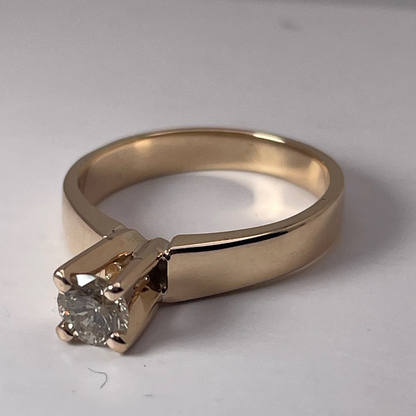 14k Yellow Gold Round Cut 35pt Diamond Solitaire Ring