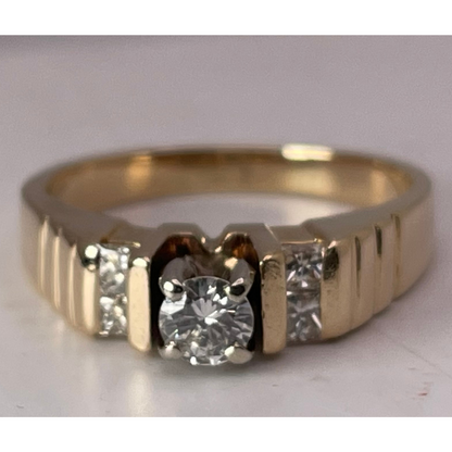 Lady's 14k Yellow Gold 0.39ct Diamond Engagement Ring