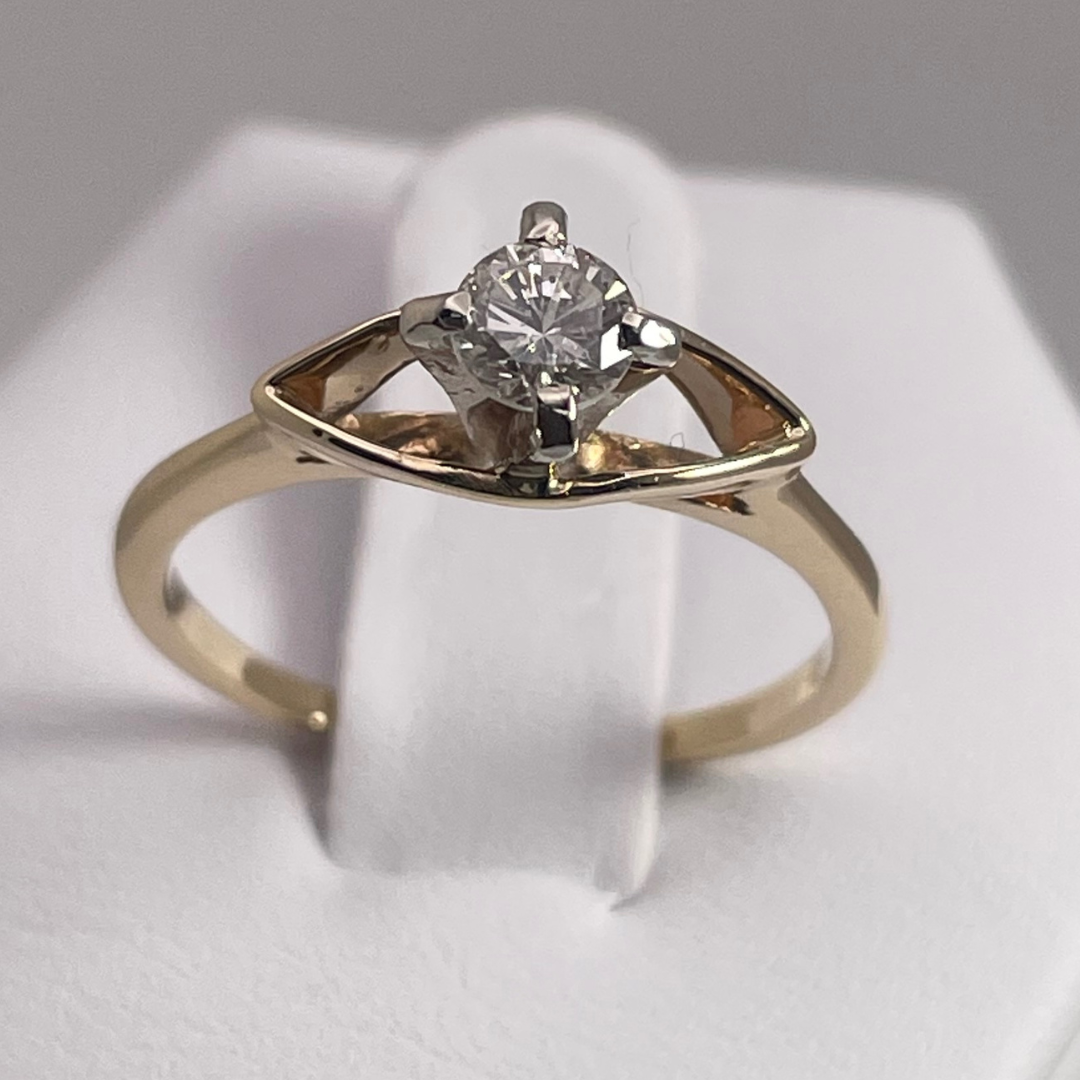 14k Yellow Gold Round Cut 0.29ct Diamond Solitaire Ring
