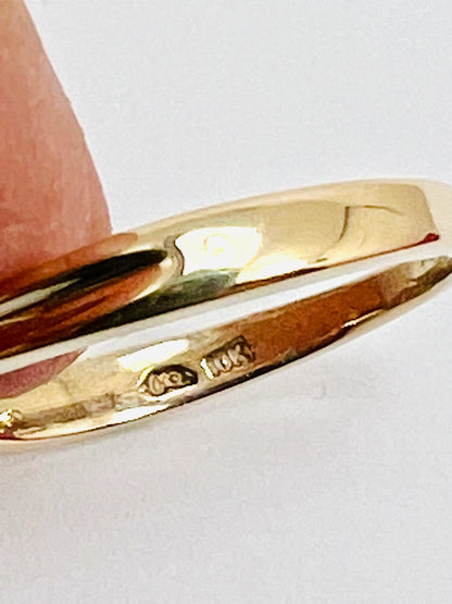 10k Yellow Gold Cubic Zirconia Ring