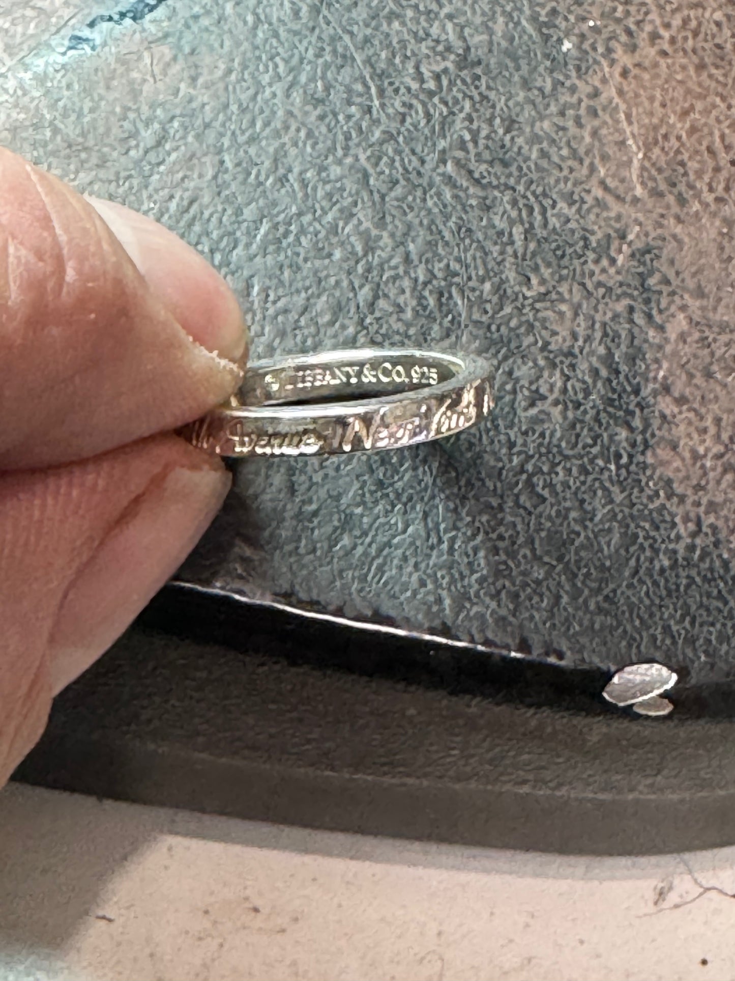 Genuine Tiffany & Co 727 5th Fifth Avenue NY Silver Ring