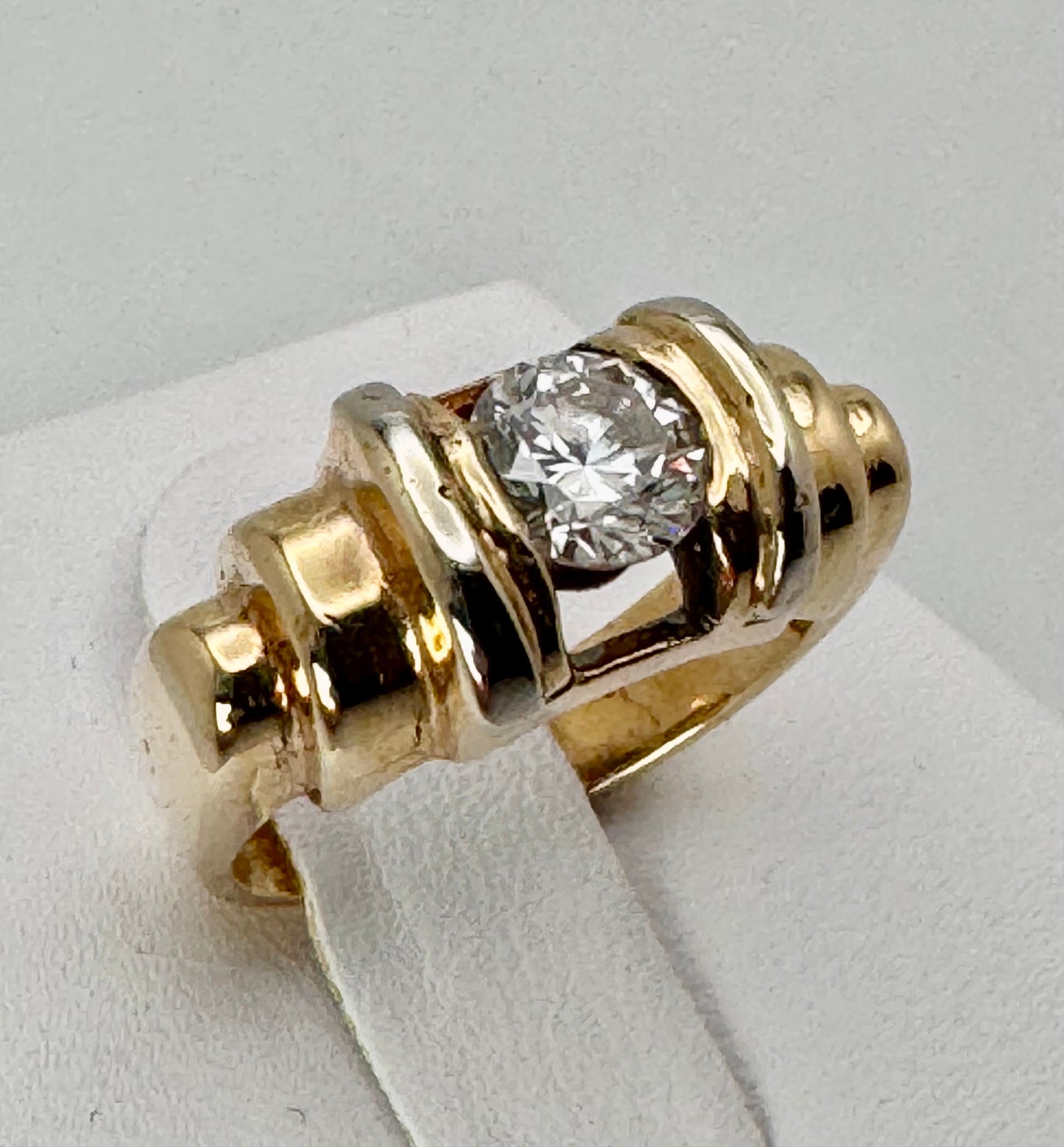 Vintage 14K Two Tone Gold 68pt Diamond  Barrel Design Floating Brilliant Cut Solitaire Statement Band