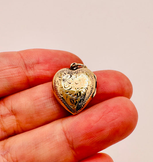 14k Yellow Gold Heart Floral Locket Pendent