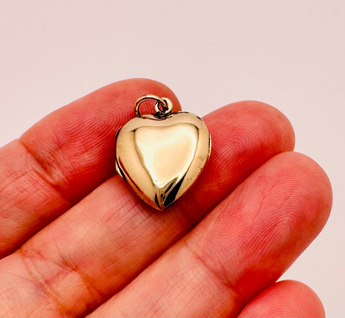 14k Yellow Gold Heart Floral Locket Pendent
