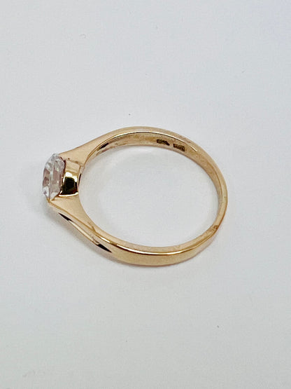 10k Yellow Gold Cubic Zirconia Ring