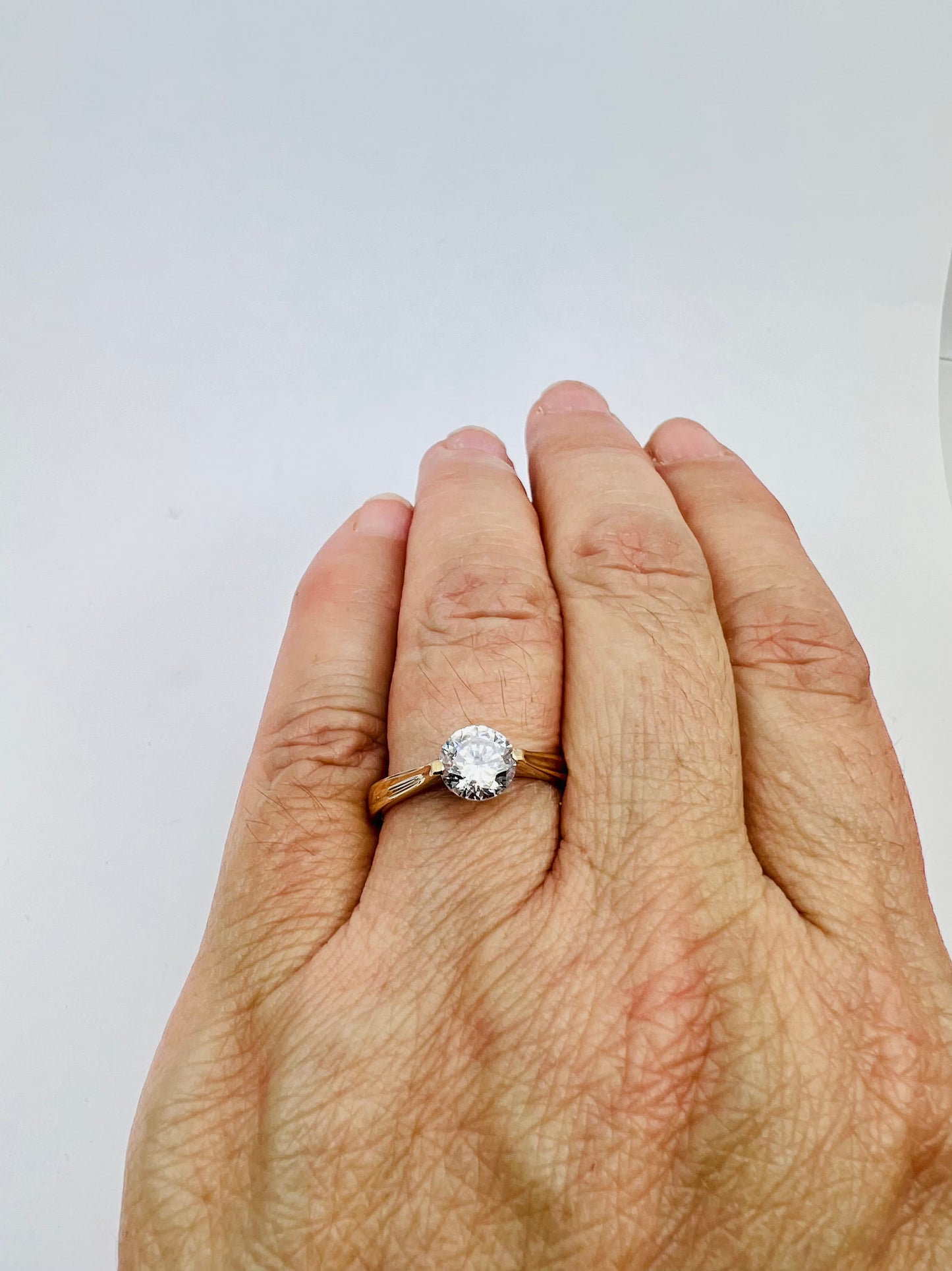 10k Yellow Gold Cubic Zirconia Ring