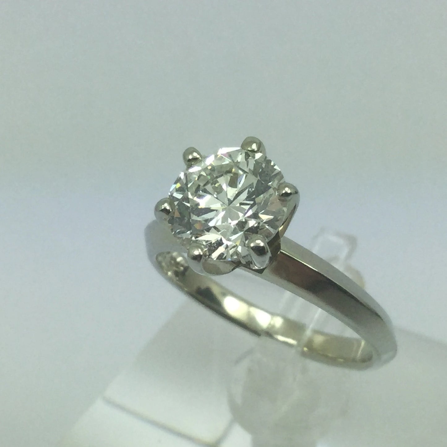 Vintage 19k White Gold 1.21ct Diamond Solitaire Engagement / Promise / Commitment Ring