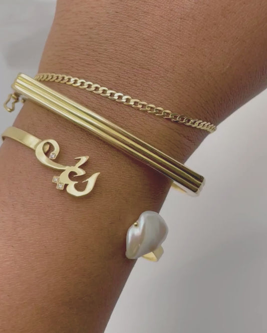 18k Gold Pearl and Diamond Love Bracelet (Arabic)