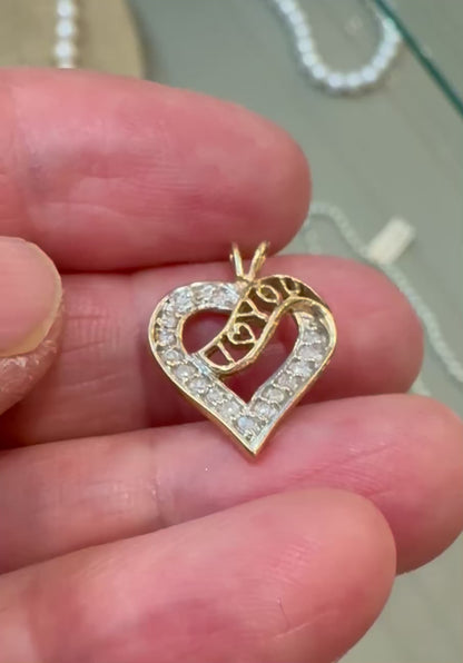 10k Yellow Gold Round Cut 17pt Diamond Heart "I Love You" Pendent