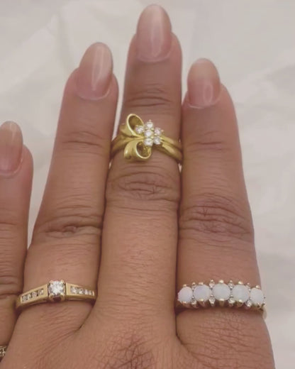 18k Yellow Gold 25pt Bow and Ribbon Diamond Cluster Ring