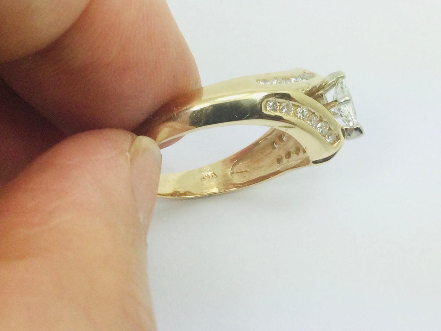 14k Yellow Gold Marquise Cut 0.86ct Diamond Ring