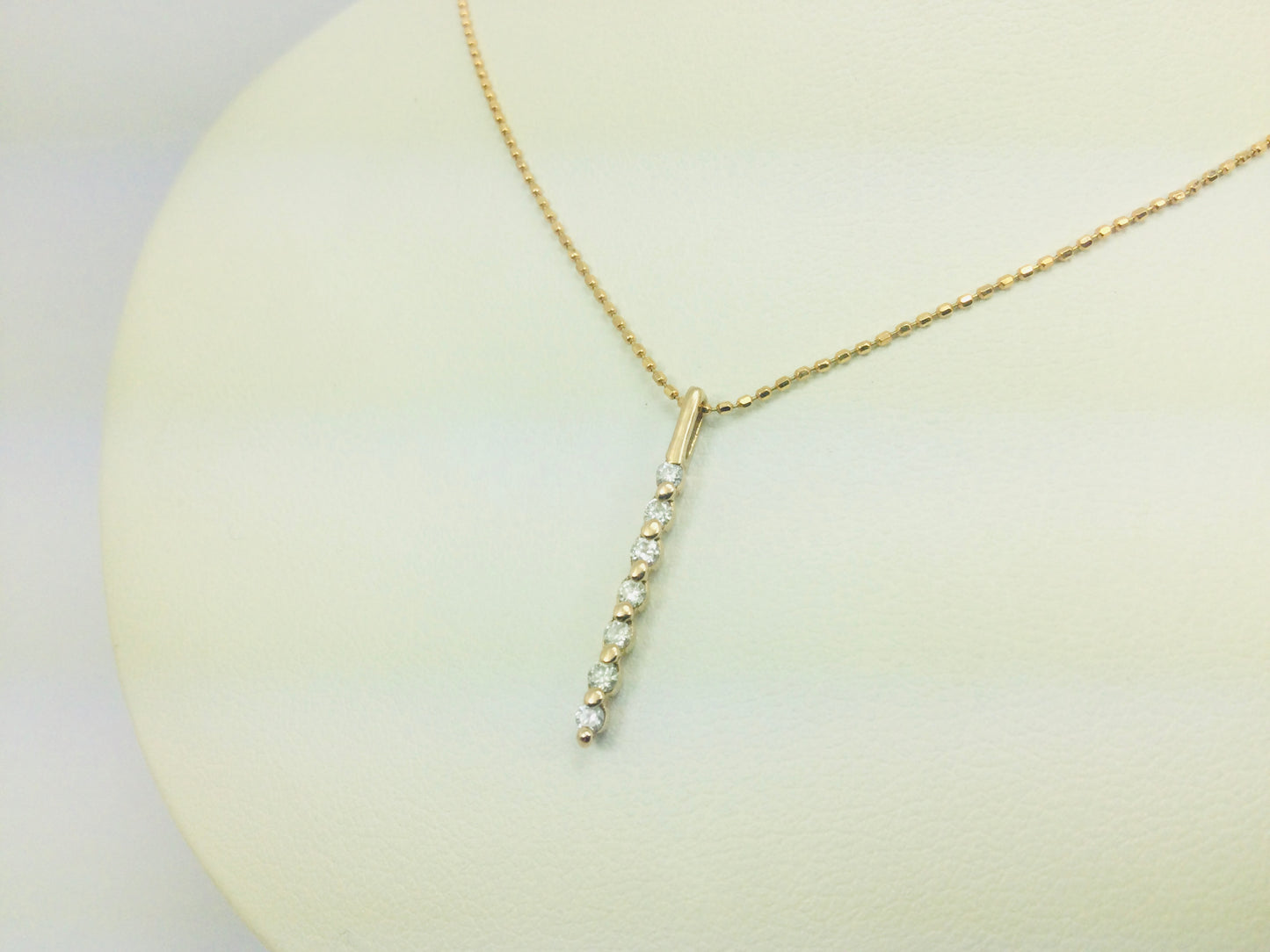 18k Yellow Gold Round Cut 0.15ct Diamond Row Set Necklace