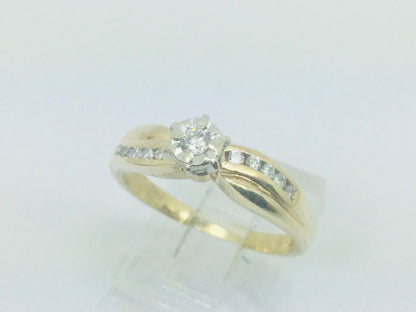 10k Yellow Gold Round Cut 0.16ct Diamond Illusion and Channel Set Ring
