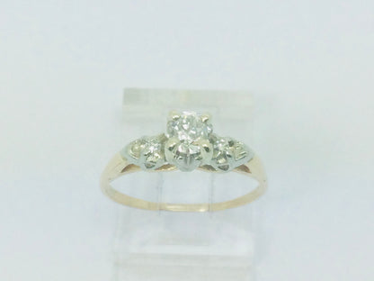 14k Yellow Gold Round Cut 33pt Diamond Vintage Ring