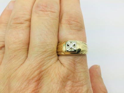 10k Yellow and White Gold Round Cut 5pt Diamond Solitaire Ring