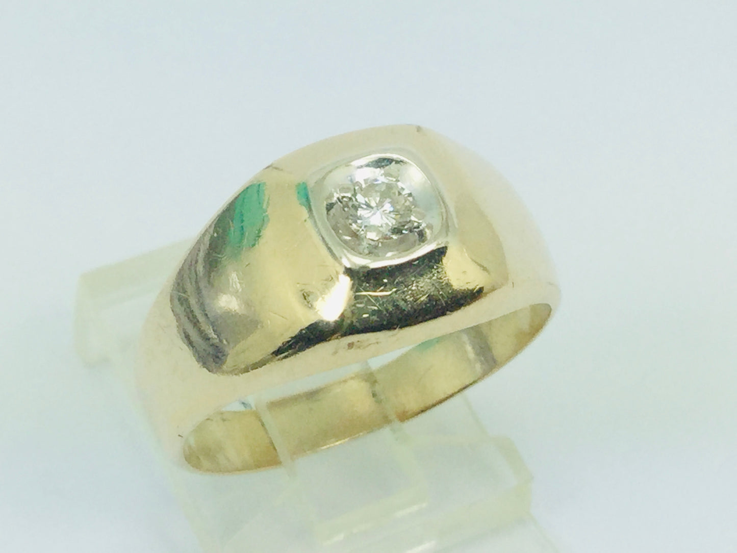 14k Yellow and White Gold Round Cut 14pt Diamond Solitaire Ring