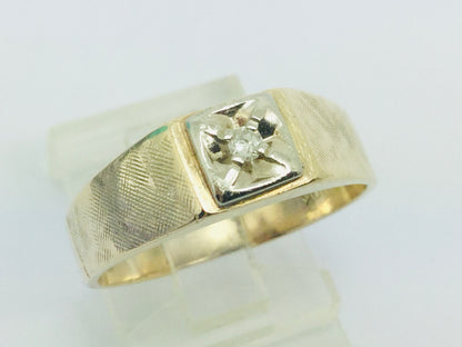 10k Yellow Gold Round Cut 4pt Diamond Solitaire Ring