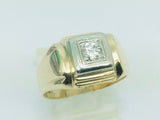 10k Yellow and White Gold Round Cut 25pt Diamond Solitaire Ring