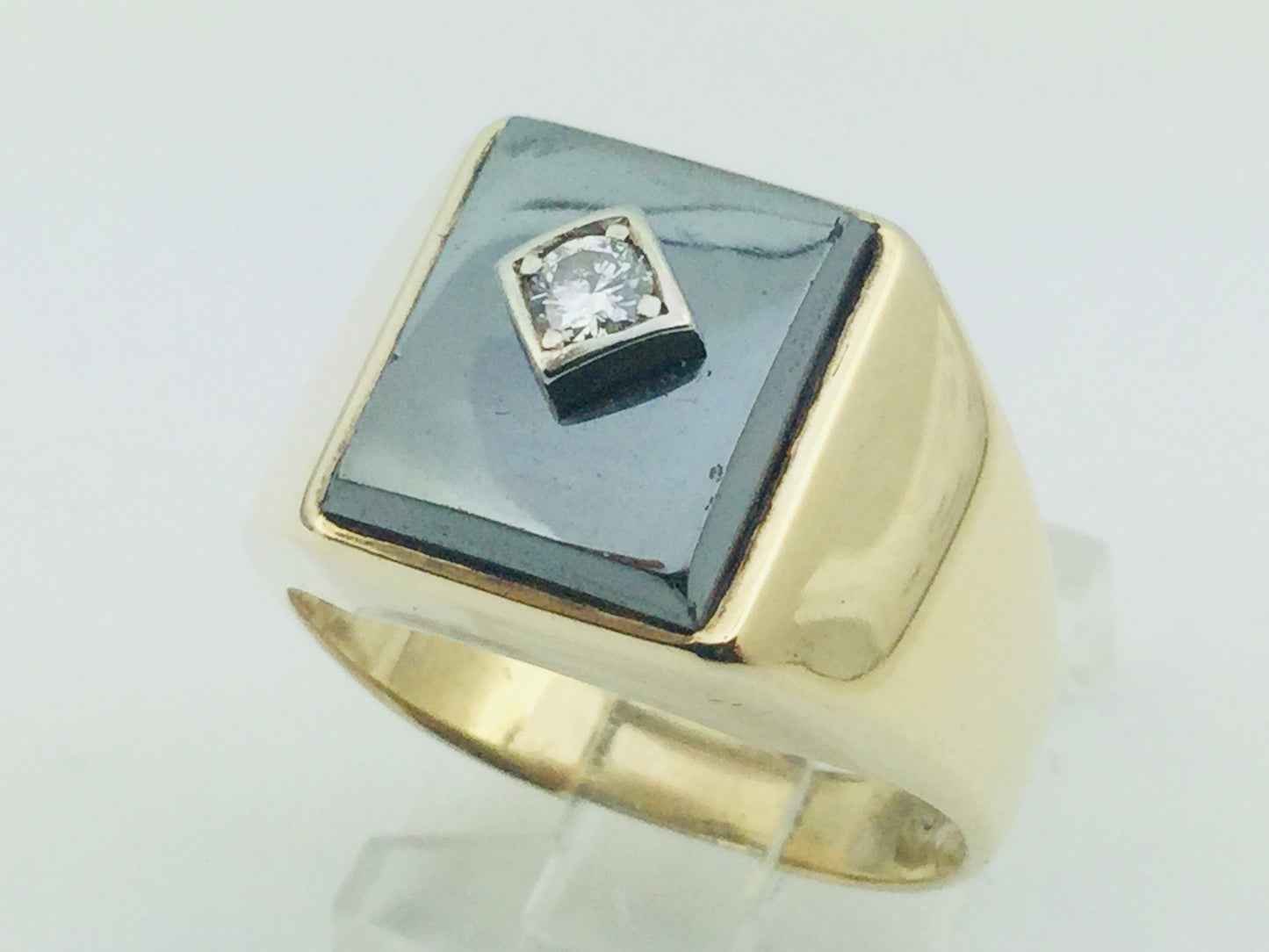 10k Yellow Gold Rectangular Cut Hematite and 11pt Diamond Ring