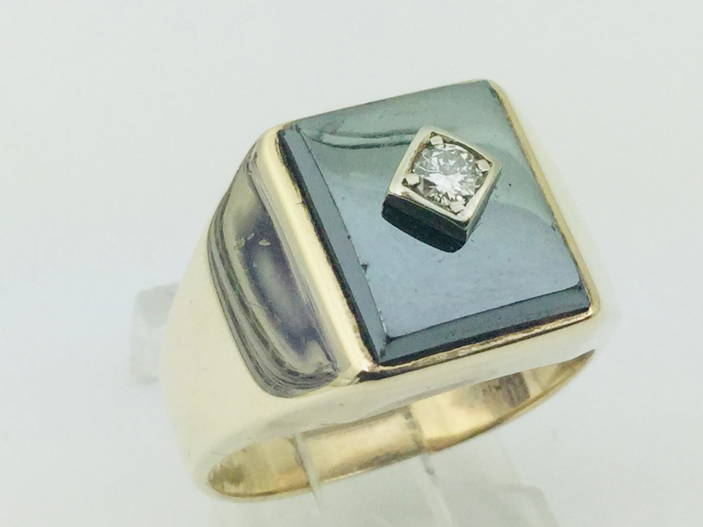 10k Yellow Gold Rectangular Cut Hematite and 11pt Diamond Ring