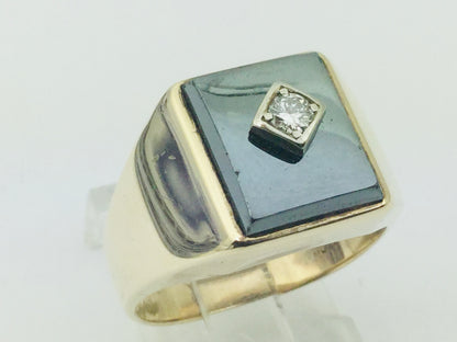 10k Yellow Gold Rectangular Cut Hematite and 11pt Diamond Ring