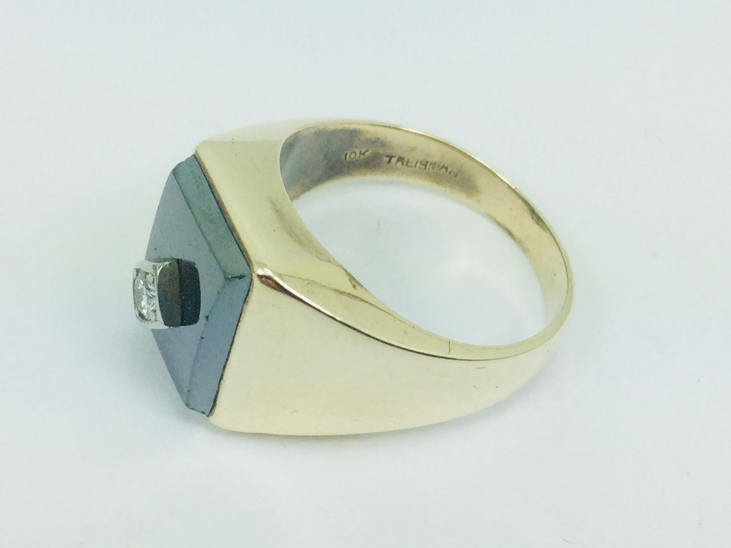 10k Yellow Gold Rectangular Cut Hematite and 11pt Diamond Ring
