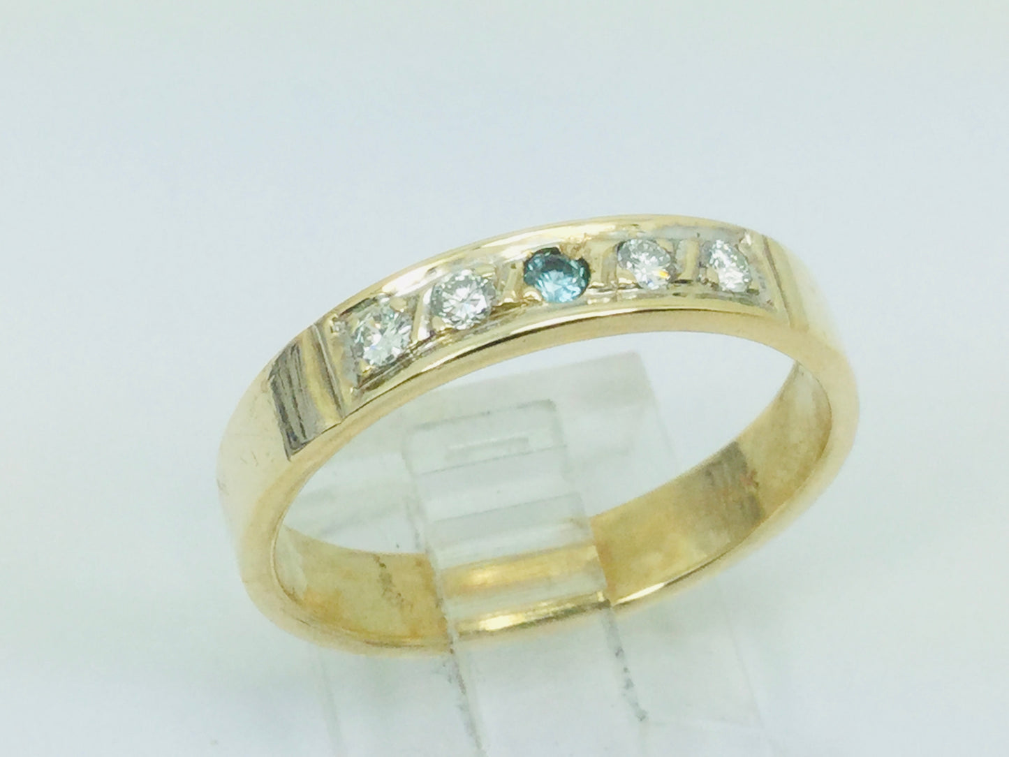 10k Yellow Gold Round Cut 14pt Diamond & Blue Topaz Row Set Band Ring