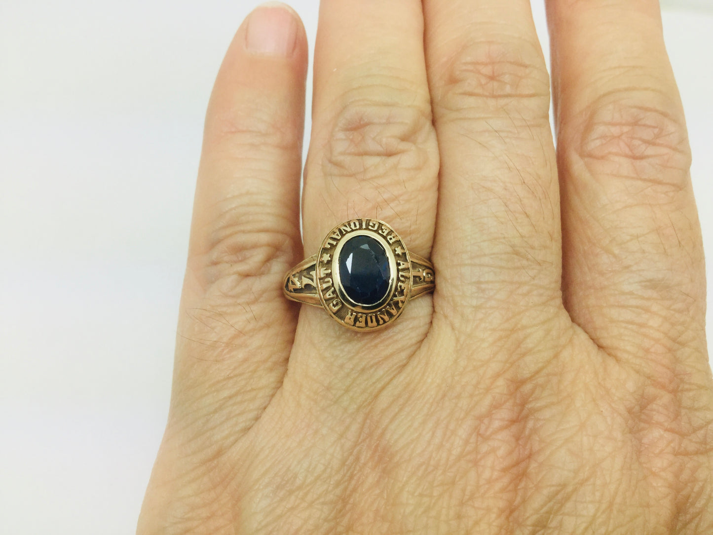 10k Yellow Gold Oval Cut 75pt Sapphire September Birthstone School Ring