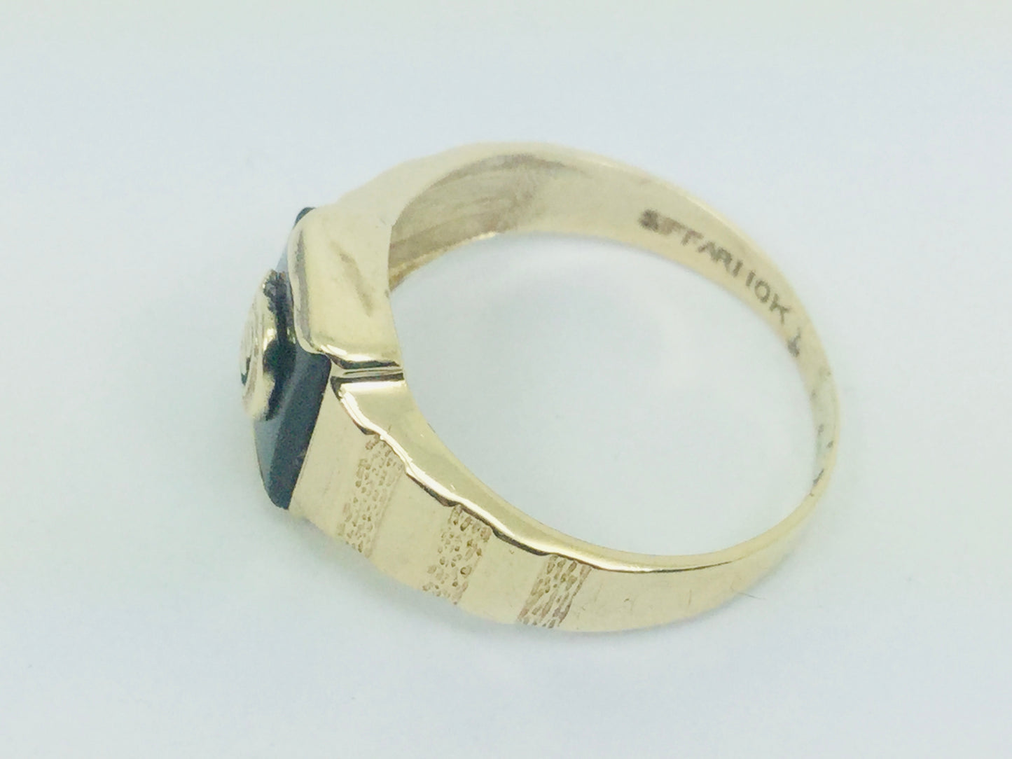 10k Yellow Gold Onyx Gold Letter 'G' Initial Ring
