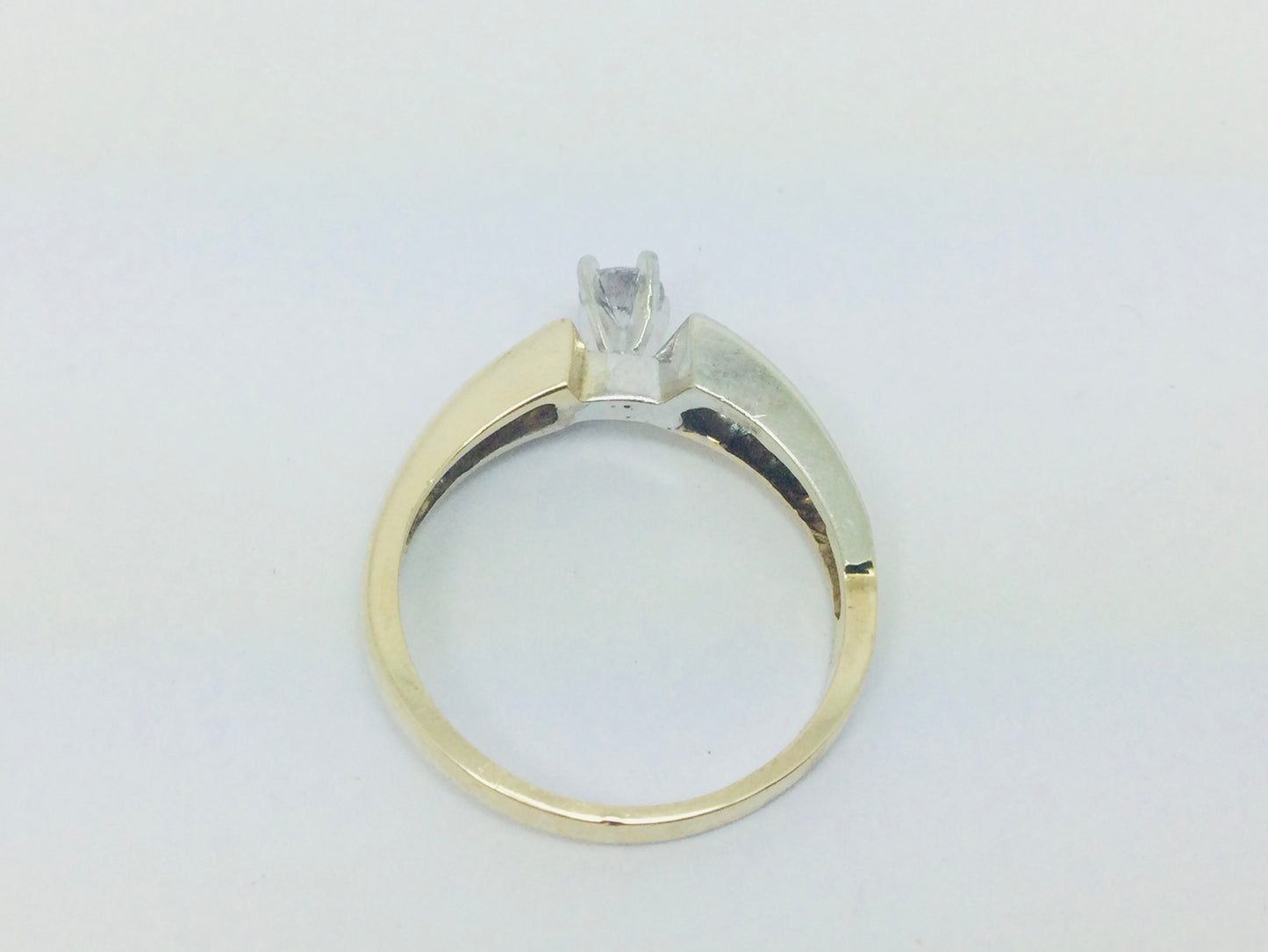 10k Yellow and White Gold Round Cut 17pt Diamond Solitaire Ring