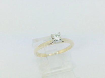 14k Yellow Gold Round Cut 10pt Diamond Solitaire Ring