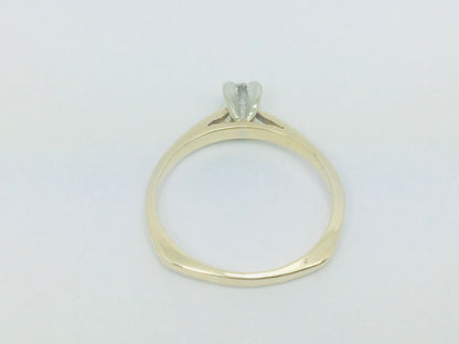 14k Yellow Gold Round Cut 10pt Diamond Solitaire Ring