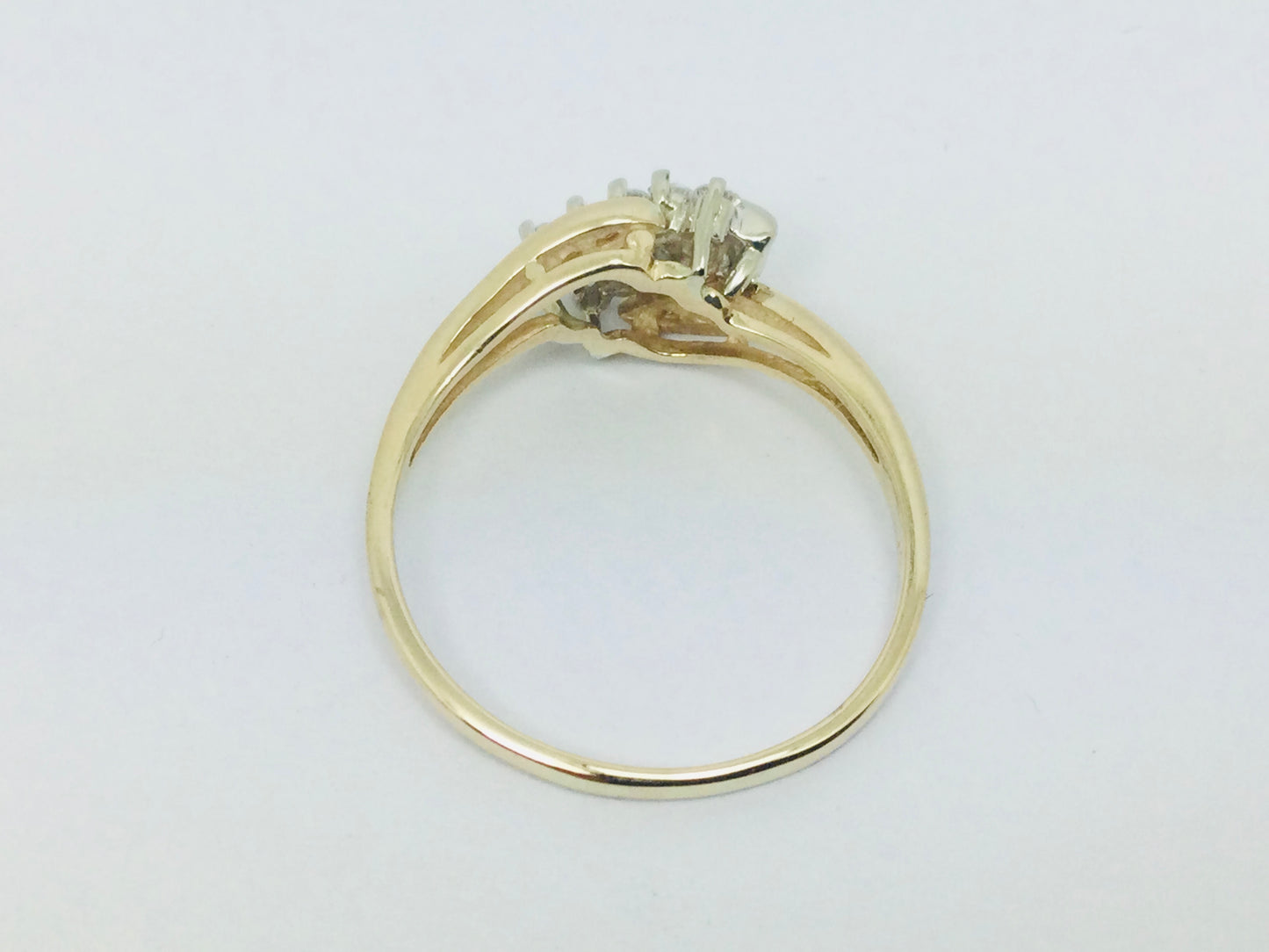 14k Yellow Gold 32pt Round Cut Diamond Row Set Ring