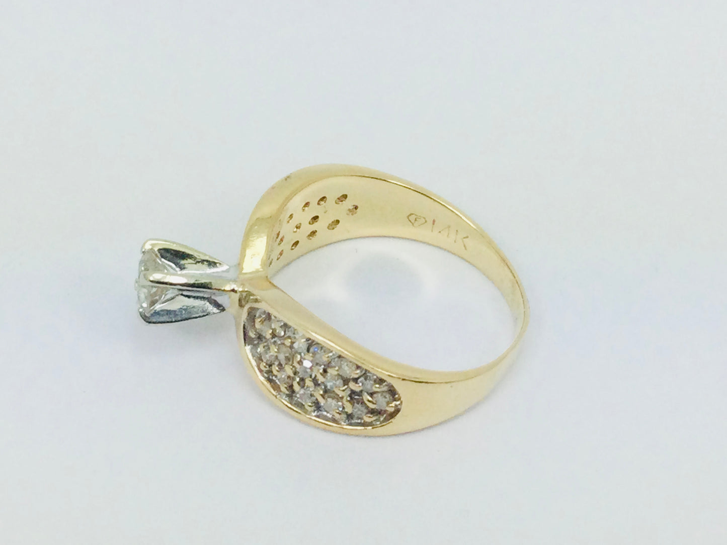 14k Yellow Gold Round Cut 35pt Diamond Cluster Ring