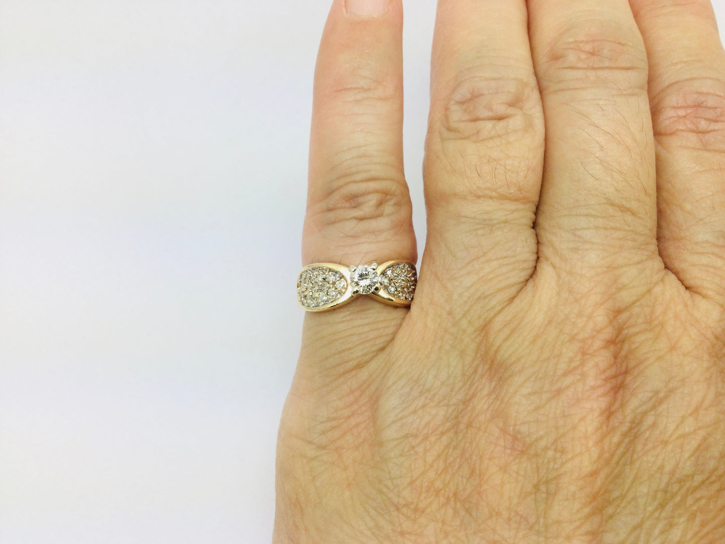 14k Yellow Gold Round Cut 35pt Diamond Cluster Ring