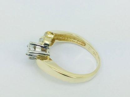 14k Yellow Gold Round and Baguette Cut 0.70ct Diamond Cluster Ring