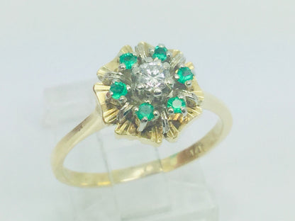 14k Yellow Gold Round Cut 12pt Emerald May Birthstone & 10pt Diamond Floral Ring
