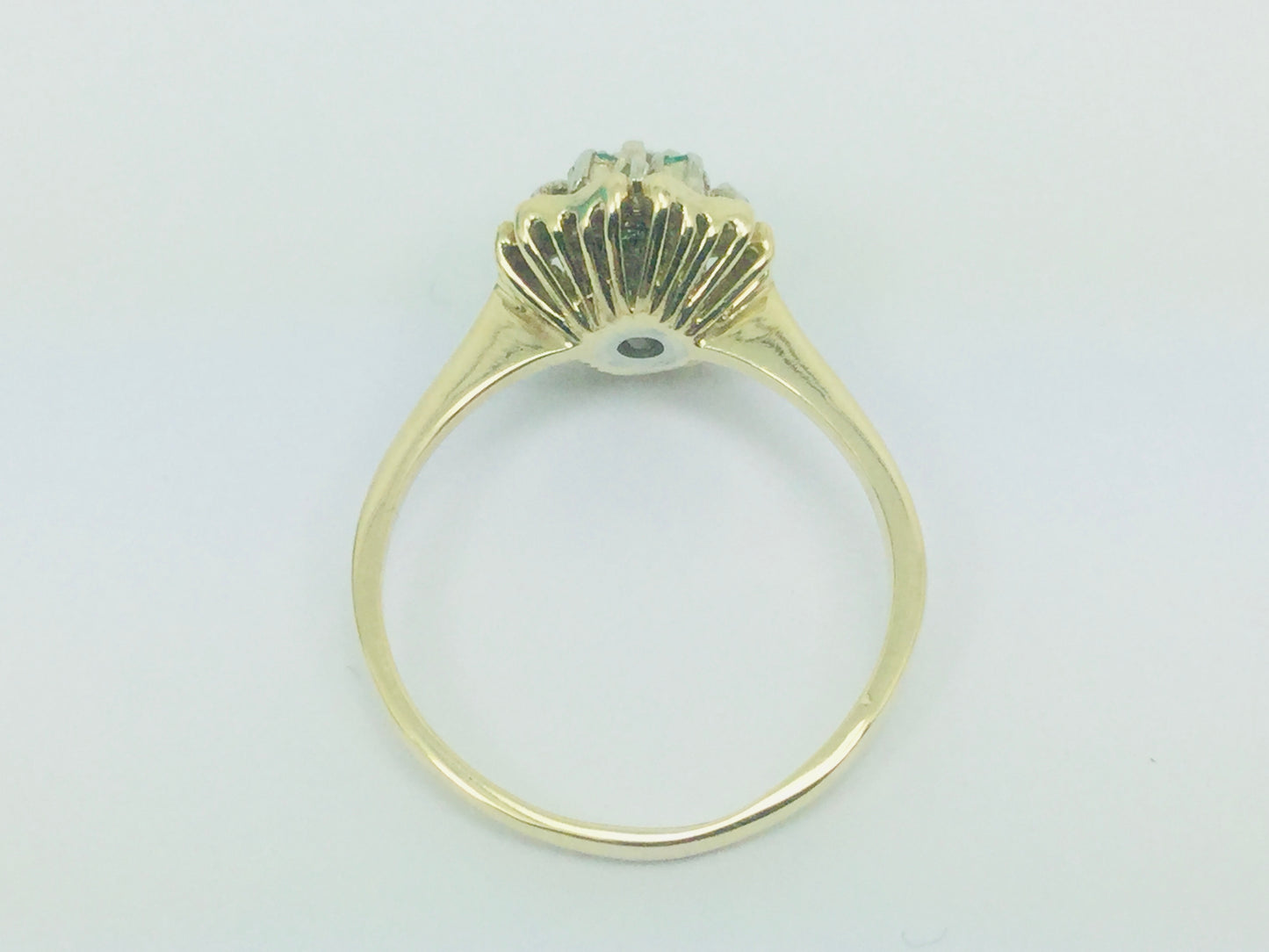 14k Yellow Gold Round Cut 12pt Emerald May Birthstone & 10pt Diamond Floral Ring