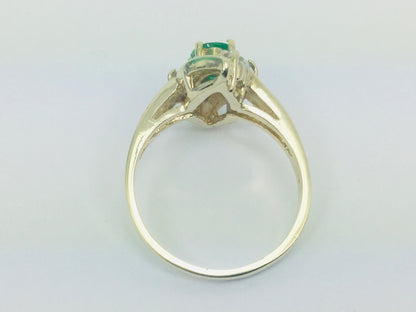 10k Yellow Gold Oval Cut 50pt Emerald May Birthstone & 12pt Diamond Ring